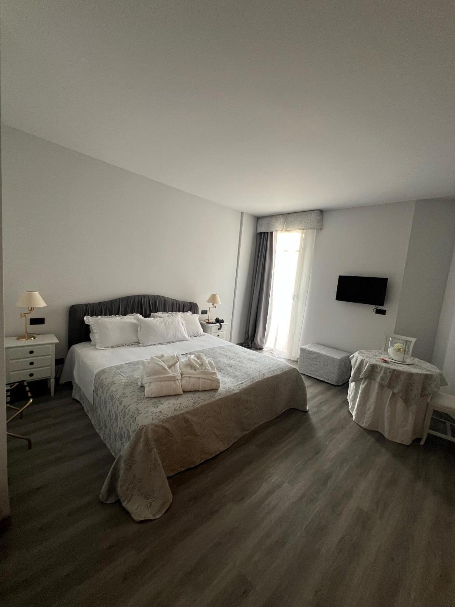 Green Hotel Сеттимо-Торинезе Экстерьер фото