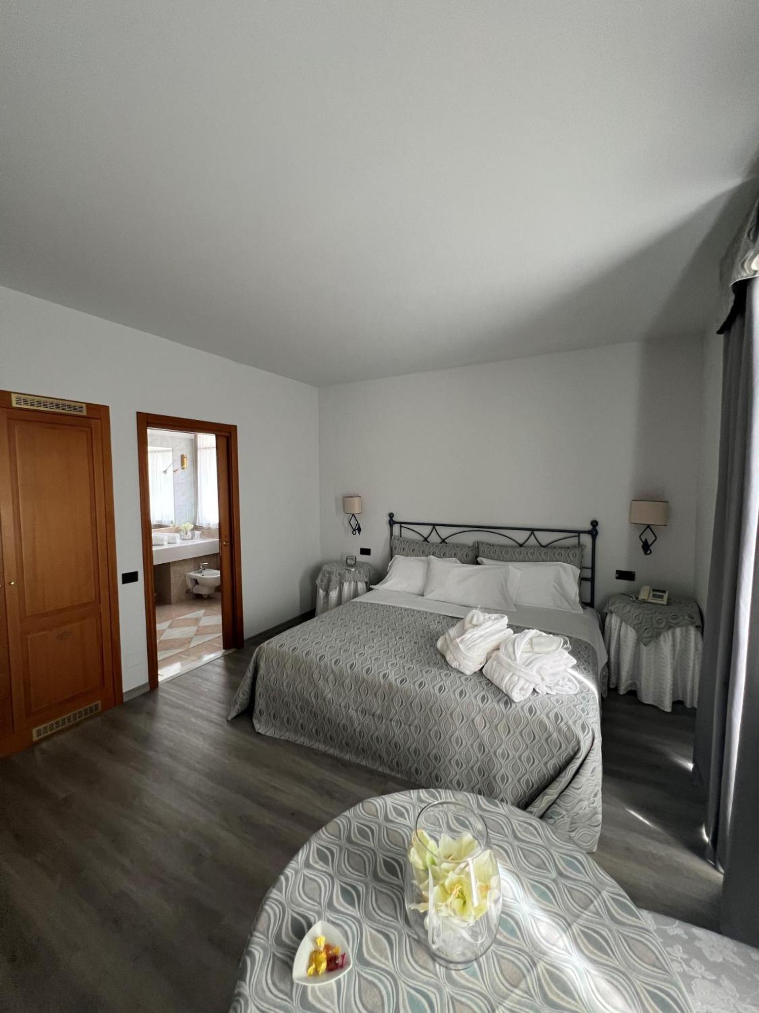 Green Hotel Сеттимо-Торинезе Экстерьер фото